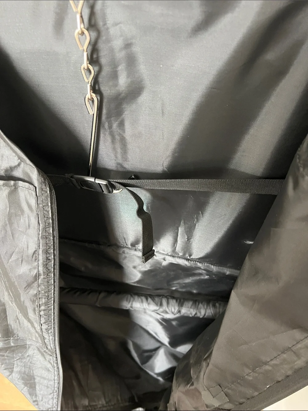 Zegur Premium Suit Carry On Travel Garment Bag Black Like New